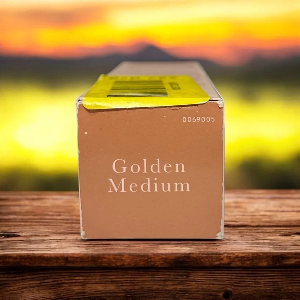 🍂 Laura Geller Balanced & Glow Hydrating Foundation| Golden Medium